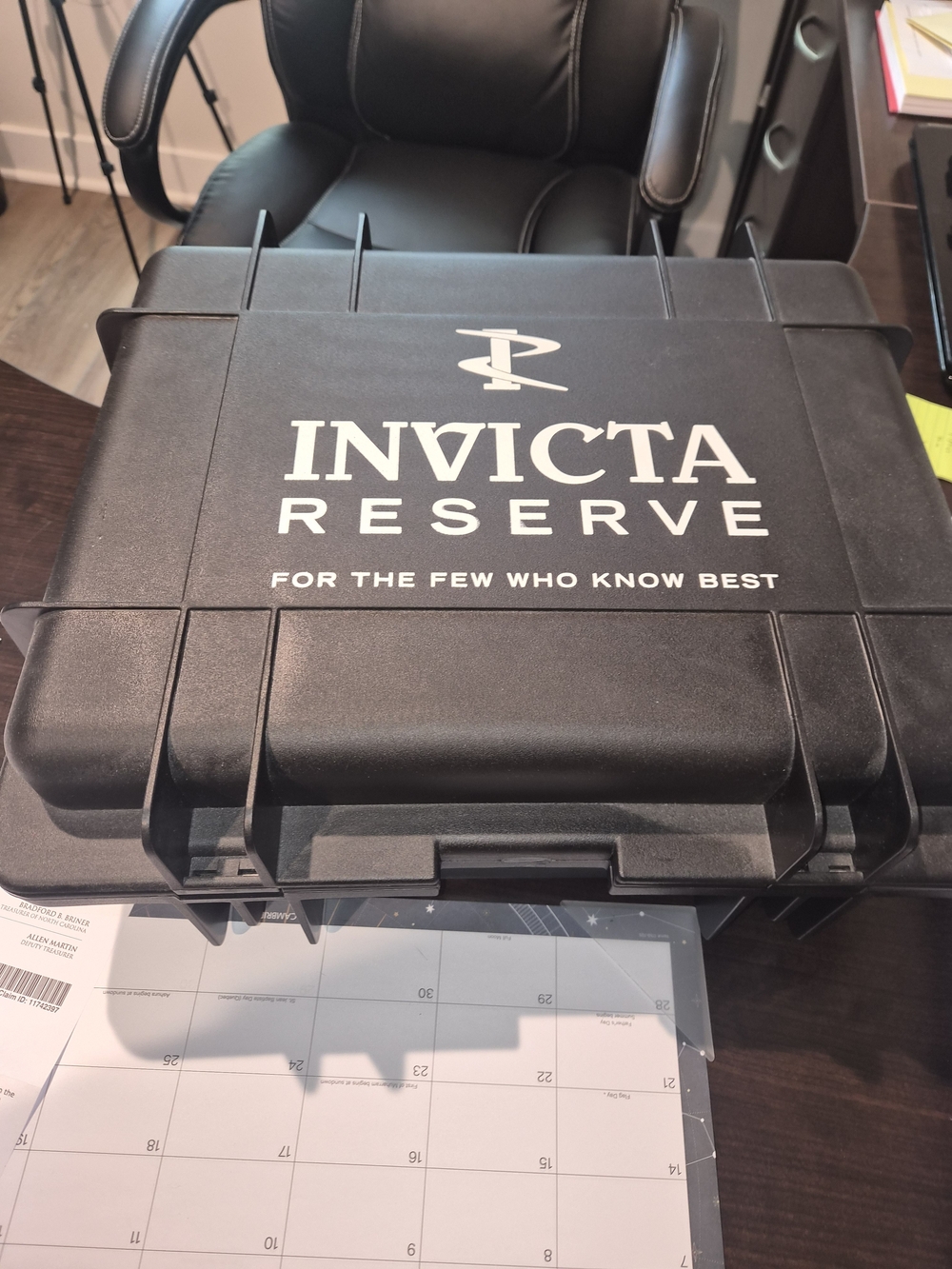 Invicta Reserve Black Hard Travel Case